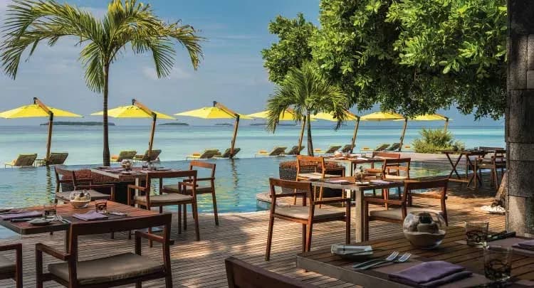 Manzaru poolside Mediterranean restaurant at Anantara Kihavah Maldives Villas