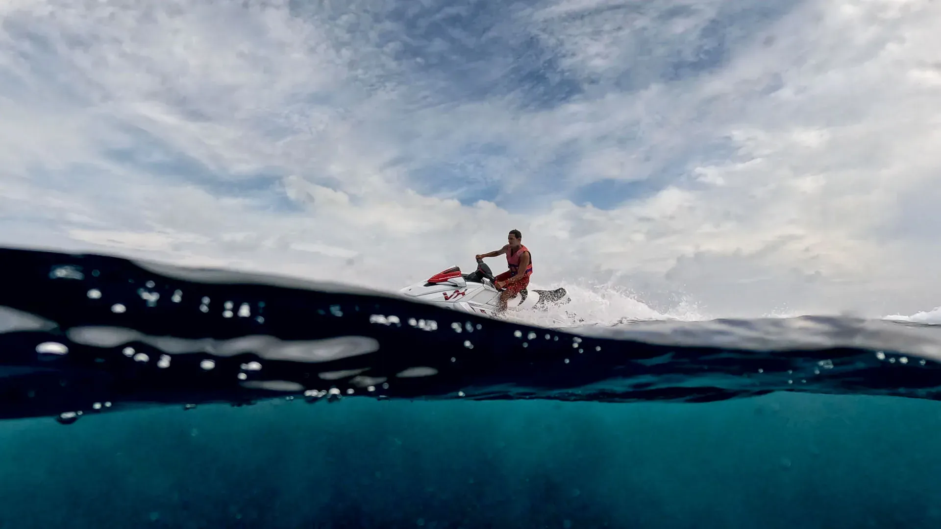 Watersports centre activities at Banyan Tree Vabbinfaru