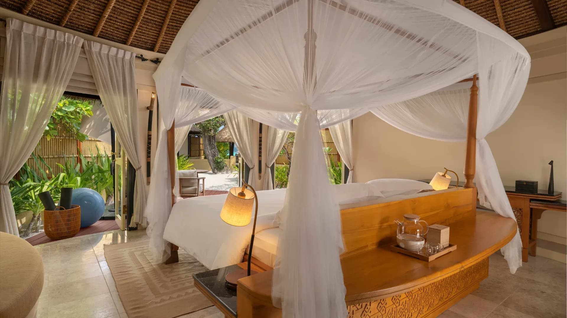 Wellbeing Sanctuary Pool Villa exterior at Banyan Tree Vabbinfaru