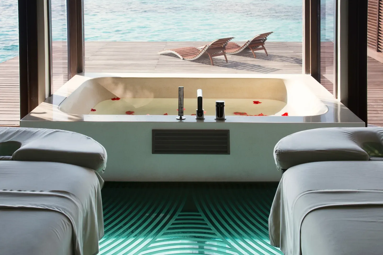 Overwater Coco Spa treatment room at Coco Bodu Hithi
