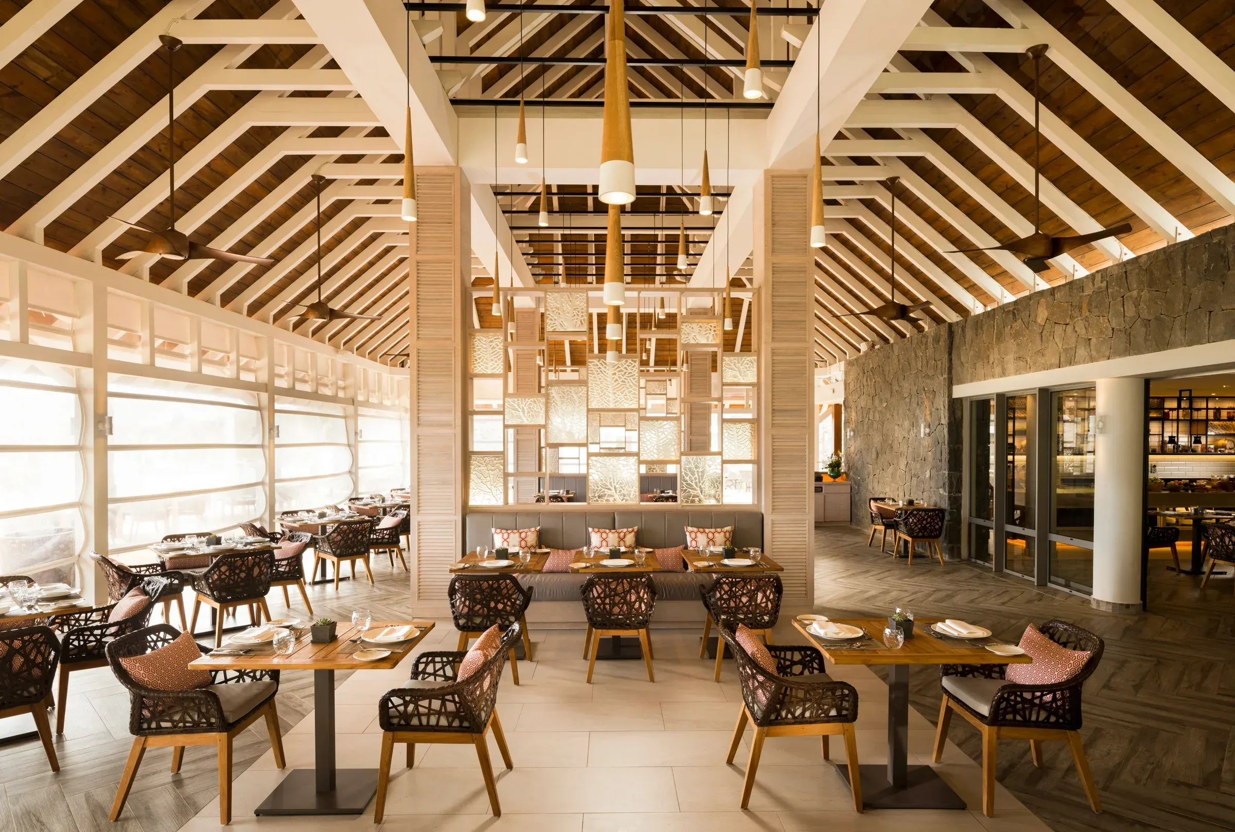 Horizon, the all-day dining restaurant at Constance Le Chaland