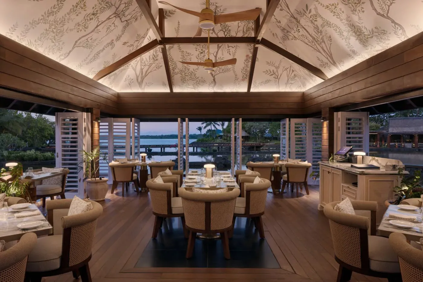 RADICI restaurant at Four Seasons Resort Mauritius at Anahita