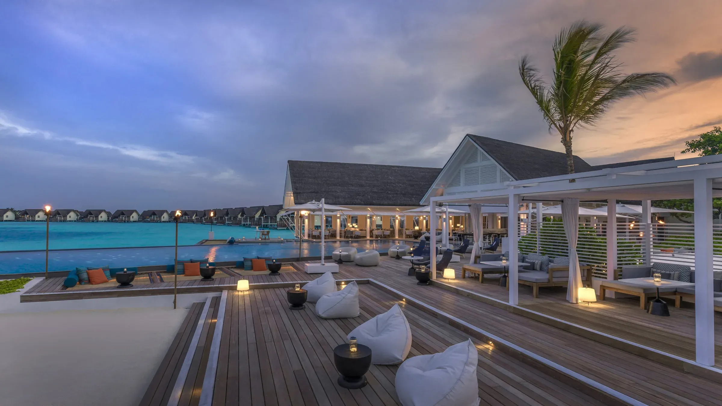 Four Seasons Resort Maldives at Landaa Giraavaru
