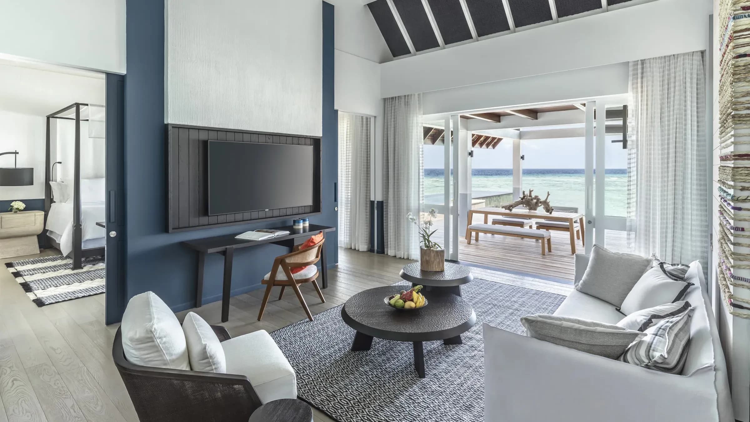 Sunset Family Water Villa with Pool at Four Seasons Landaa Giraavaru