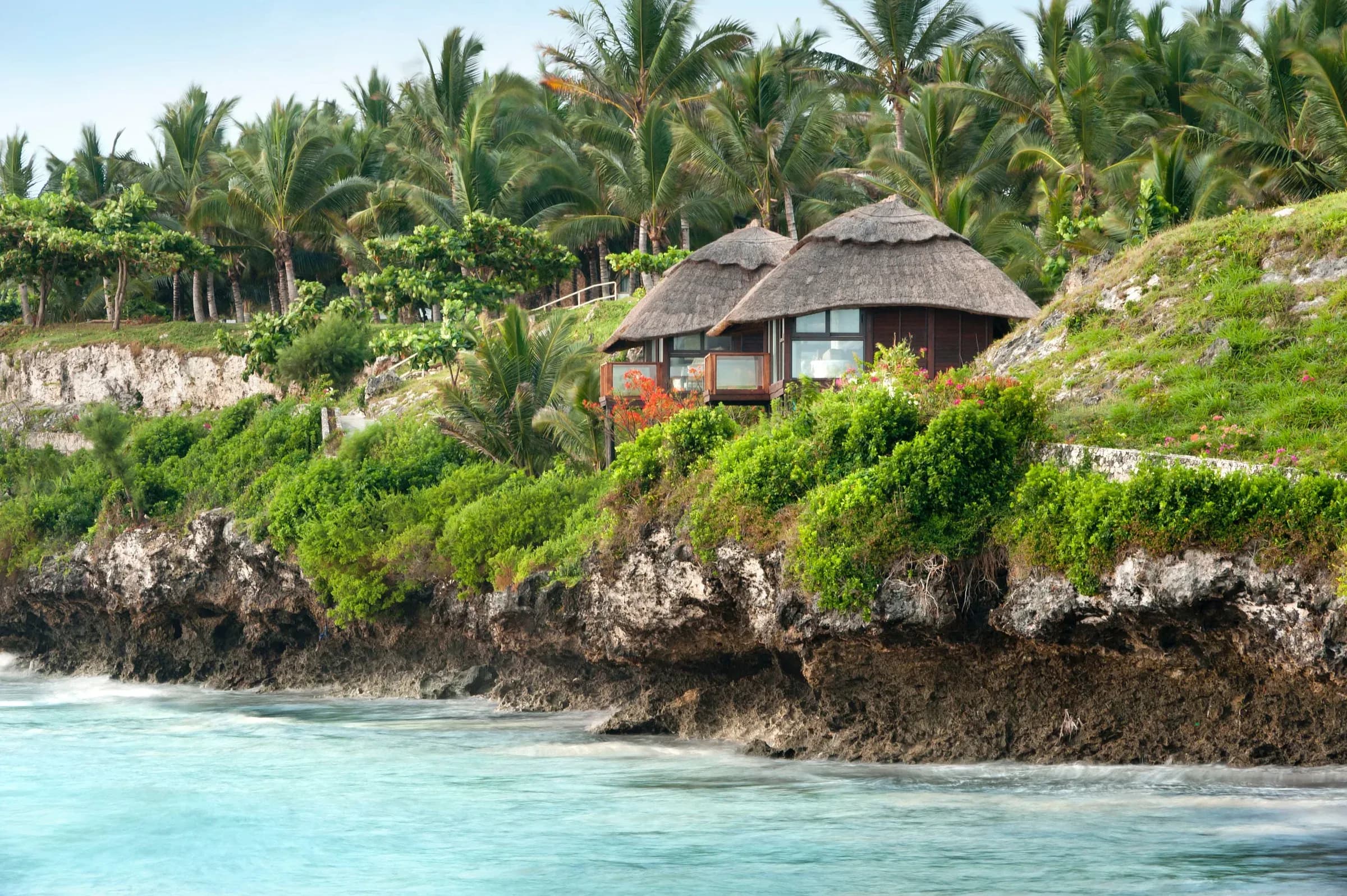 Ocean Front Romance Pavilion built on a cliff at Meliá Zanzibar