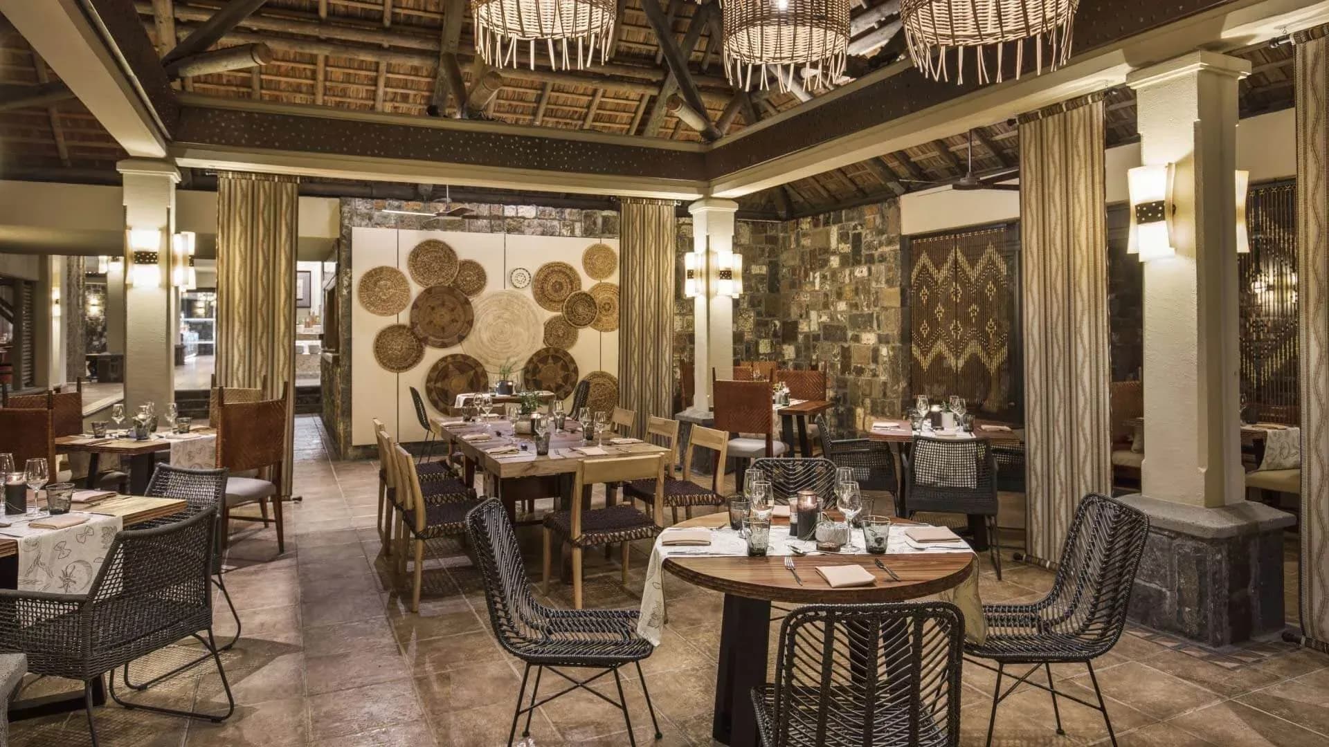 Savana Restaurant dining room at Heritage Awali