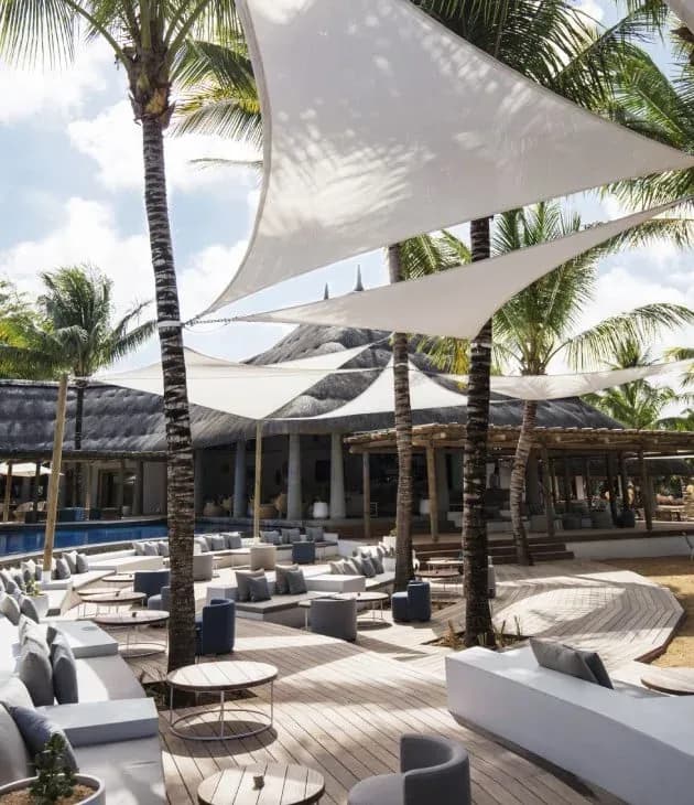 C Beach Club beachside dining at Heritage Le Telfair