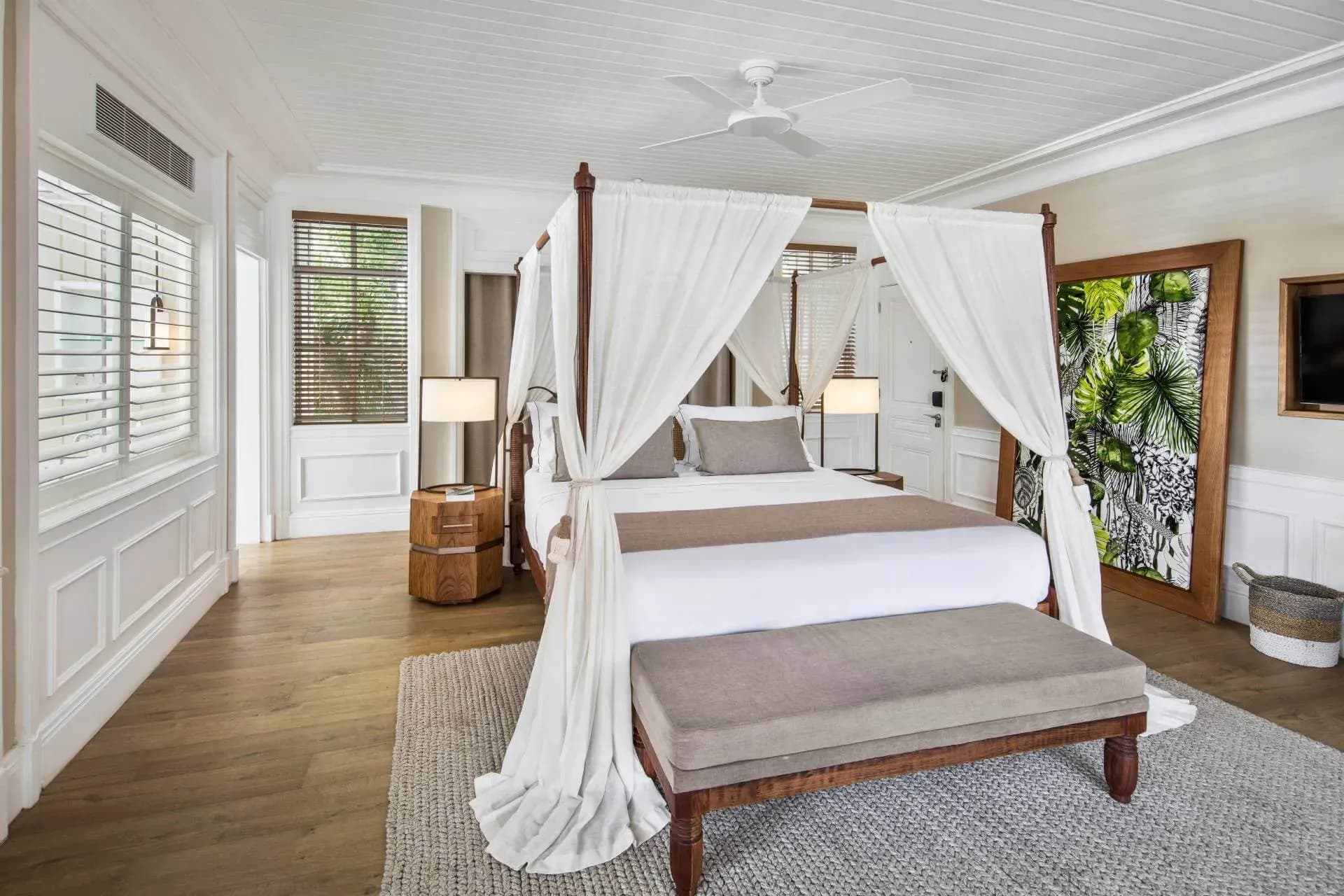 Junior Suite Garden View interior at Heritage Le Telfair