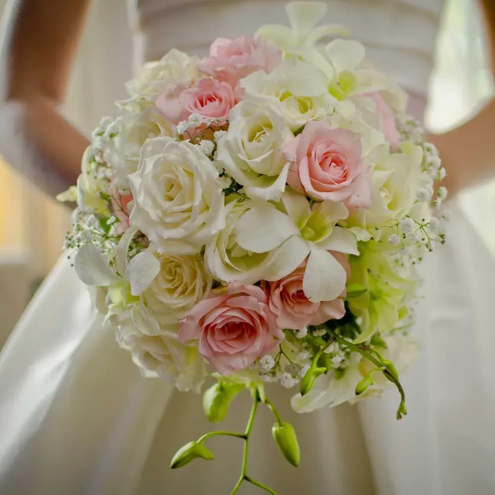 Bridal bouquet for a wedding at Le Cardinal Exclusive Resort