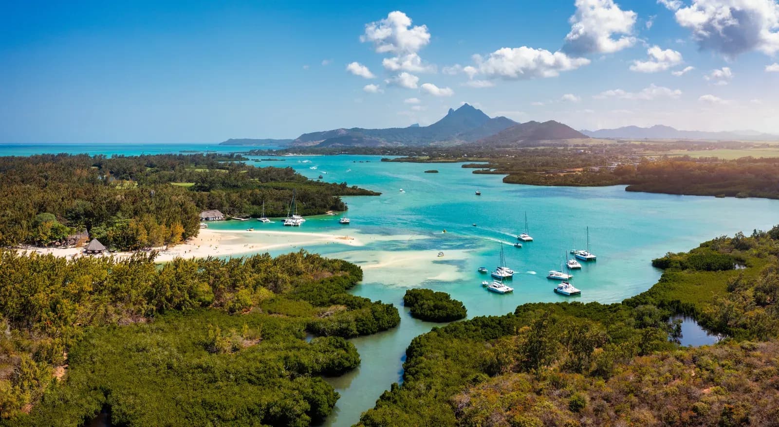 Mauritius lagoon and beach scenery
