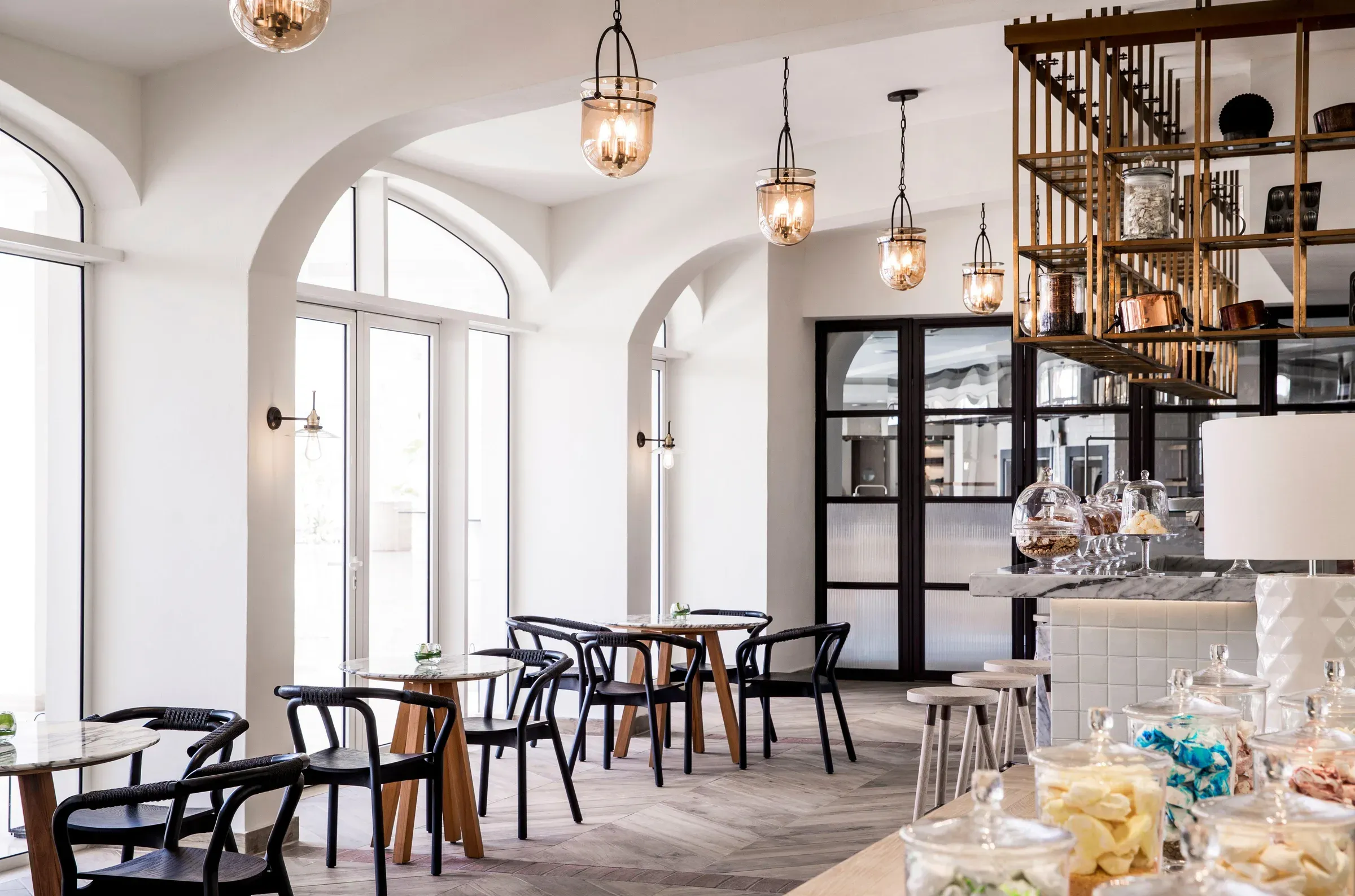 L'Artisan coffee shop interior at One&Only Le Saint Géran