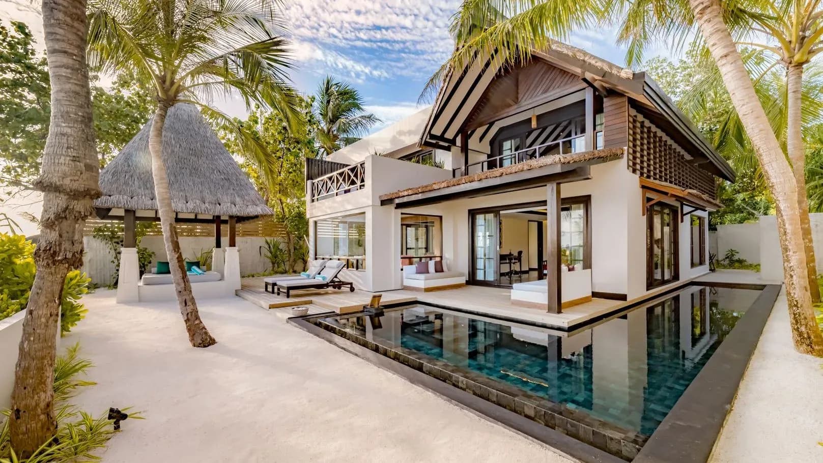 Earth Pool RESERVE three-bedroom beach villa at OZEN RESERVE BOLIFUSHI