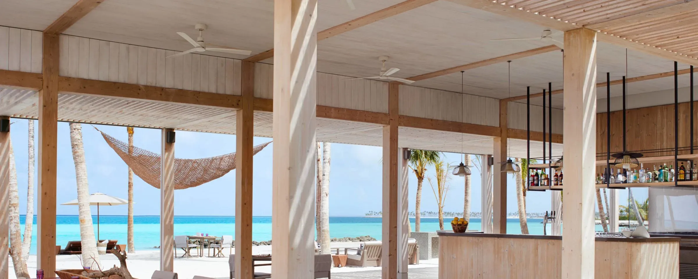 Beachside dining at Beach Shack, The Ritz-Carlton Maldives, Fari Islands