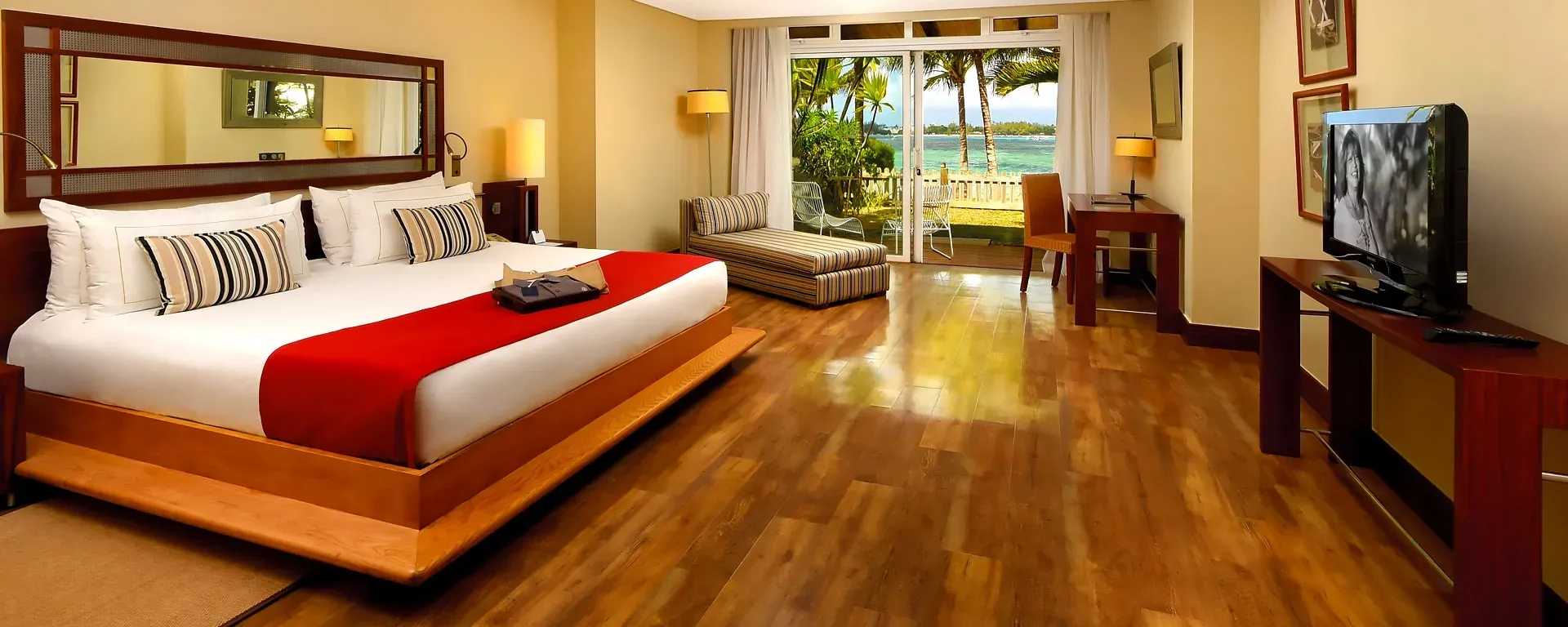 2-Bedroom Family Suite living area at the tip of the peninsula, Shandrani Beachcomber