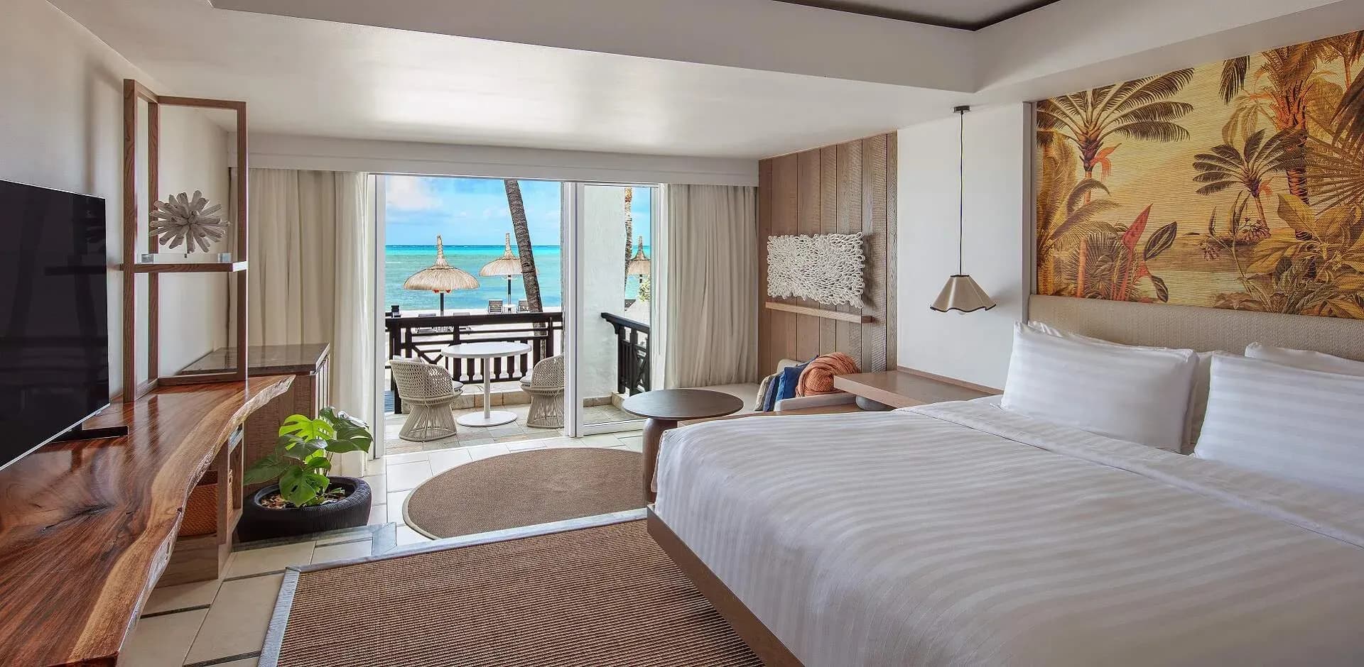 Coral Beachfront Room interior at Shangri-La Le Touessrok