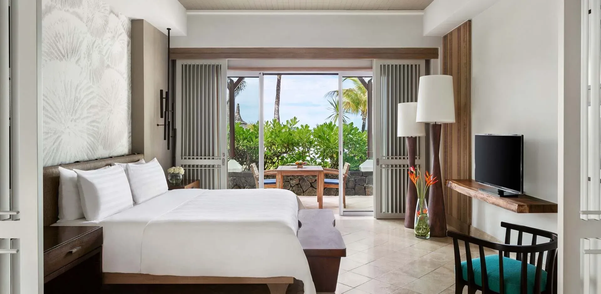 Bedroom of the Shangri-La Two Bedroom Beach Suite at Shangri-La Le Touessrok