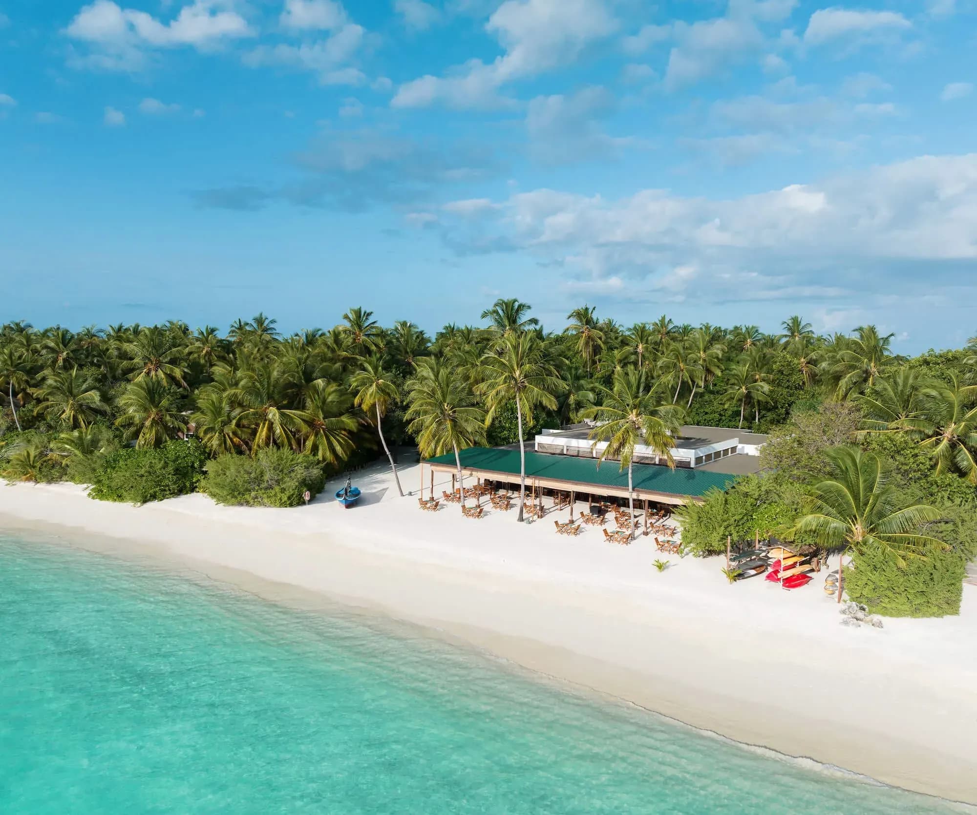 Raha Market all-day dining restaurant on the beach at Sirru Fen Fushi