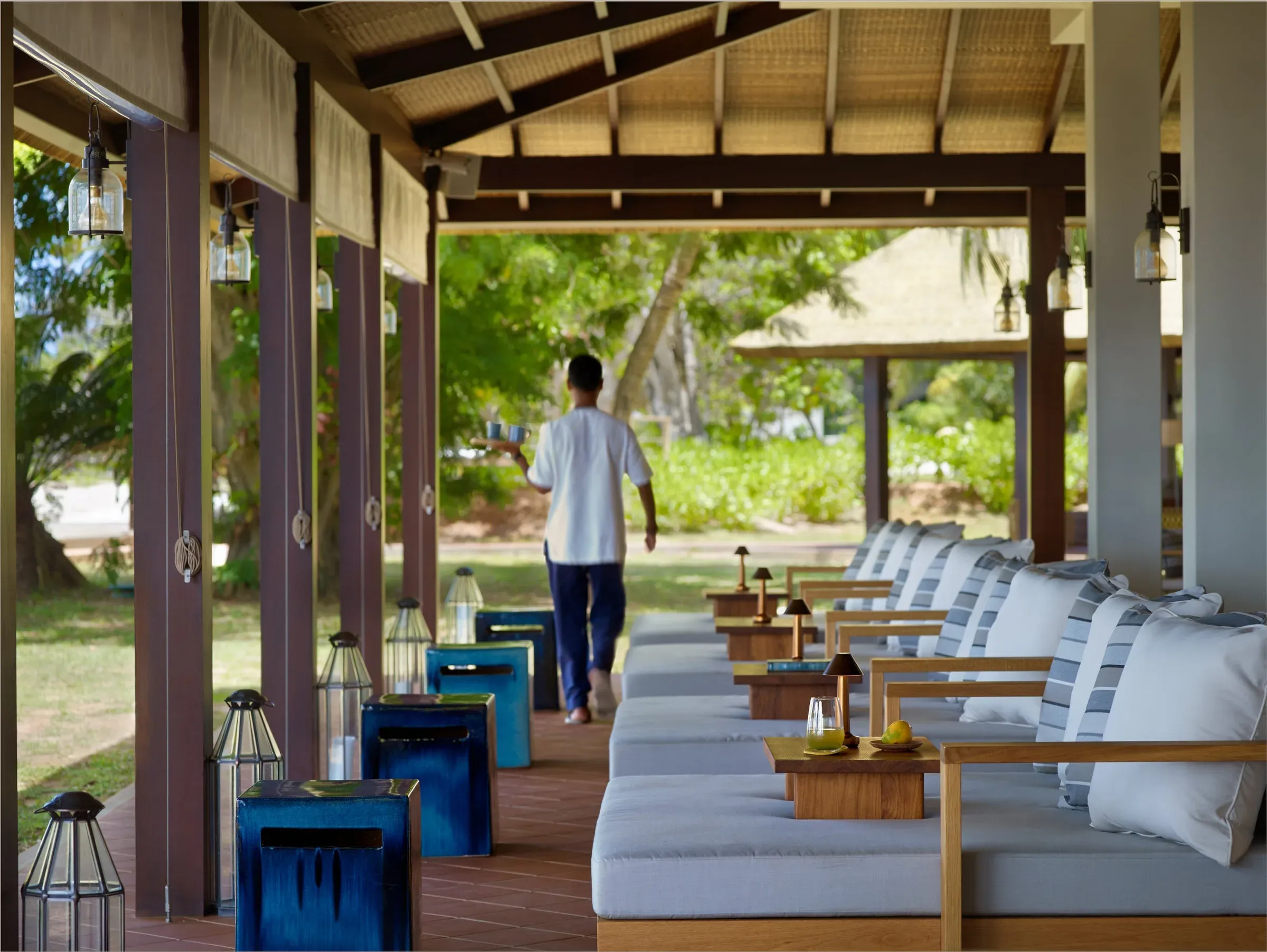 Island Café open-air dining lounge at Six Senses Zil Pasyon