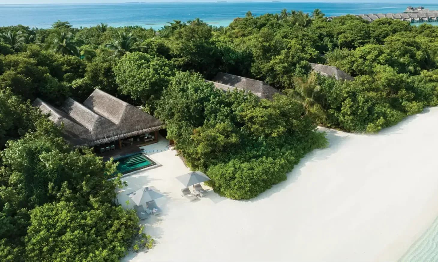 Two Bedroom Beach Pool Residence exterior and pool at Vakkaru Maldives